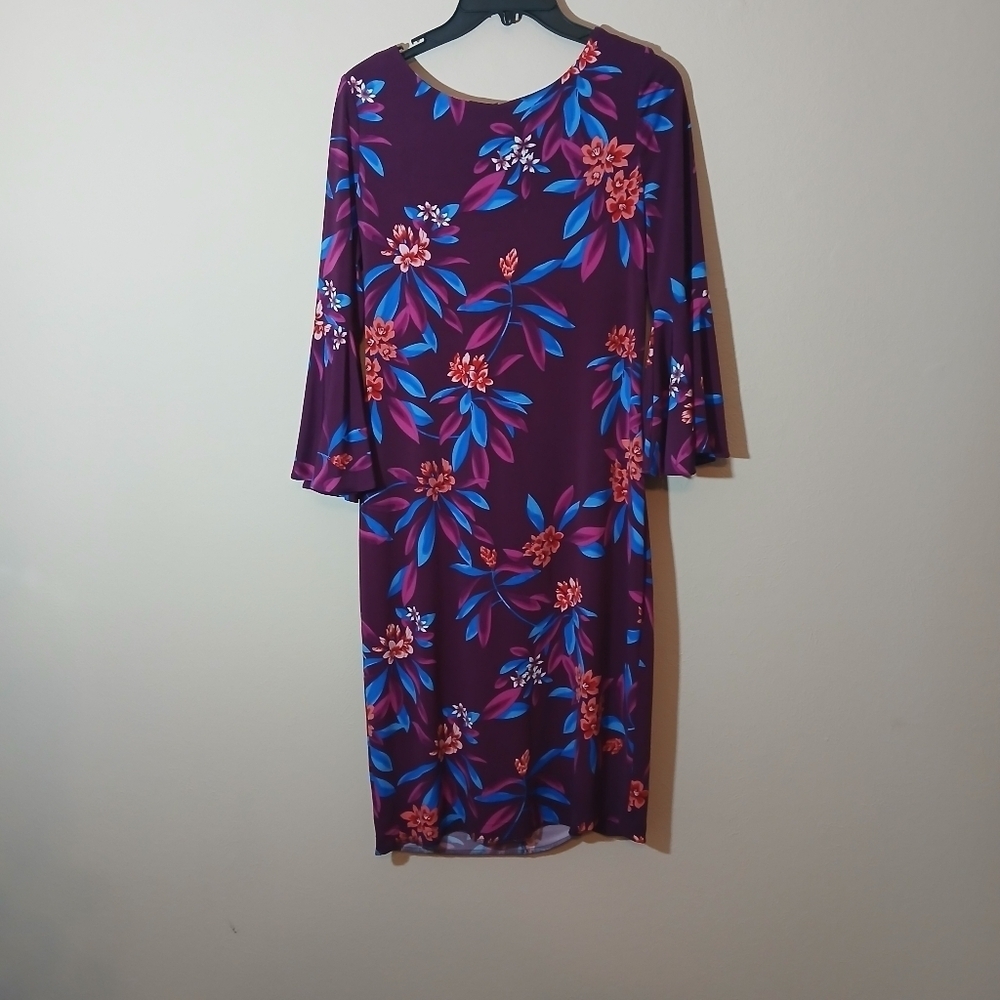 Calvin Klein Sheath Floral Dress Purple Blue Red Size 6 Knee Length Fitted